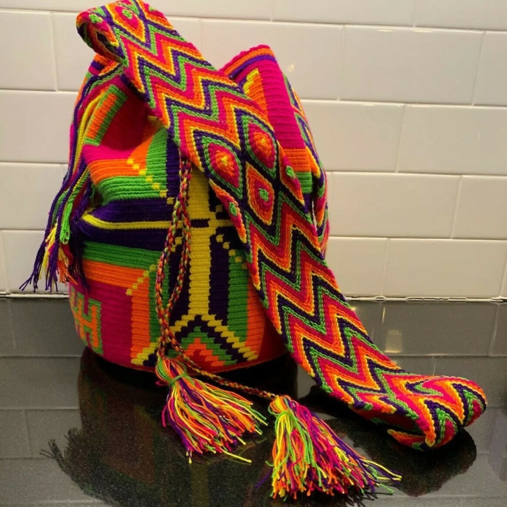 Wayuu Mochila Colombian Bag boho drawstring (A)